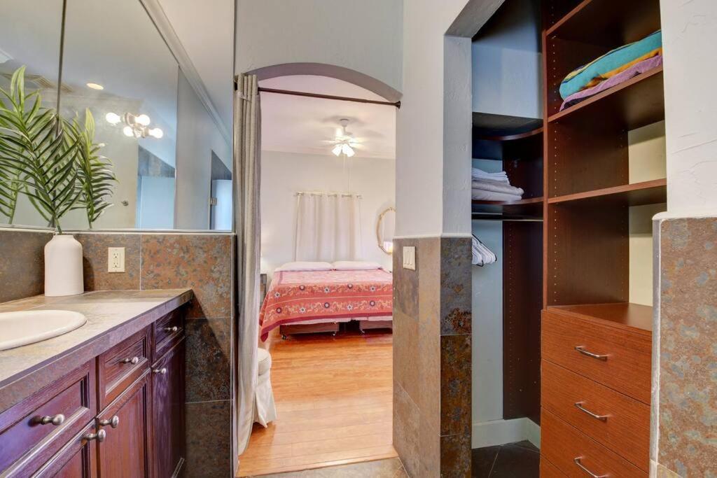 Historic Spacious Home Two Blocks To Atlantic Avenue Делрей Бийч Екстериор снимка